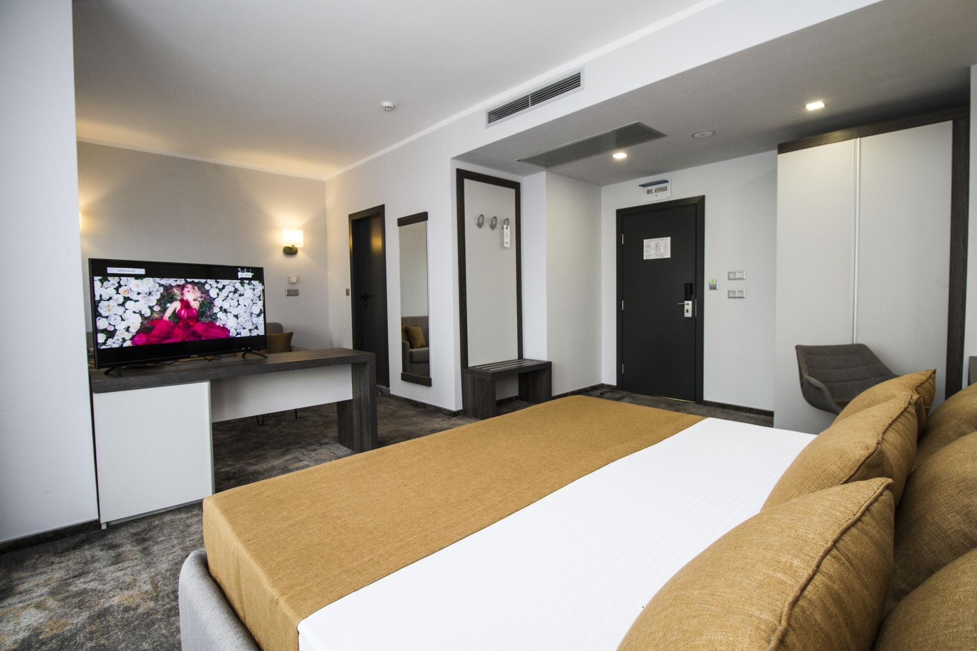 Best Western Plus Premium Inn Sunny Beach Ngoại thất bức ảnh